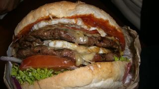 有名バーガー店