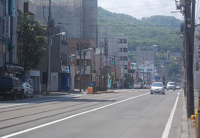 札幌市電最南の駅の一つです