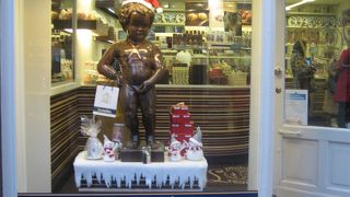 大道芸の人もでています