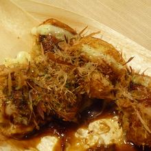 ほぼ食べ終わり頃のくくるのたこ焼き