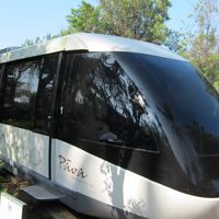 移動はトラムで