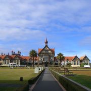 博物館前の公園がいい