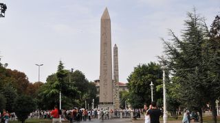 ヒッポドロームにあるオベリスク