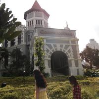 スコットロードから見るシンボルのタワーウィング