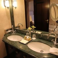 洗面台が2台並んでいます