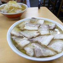 肉そばとネギそば