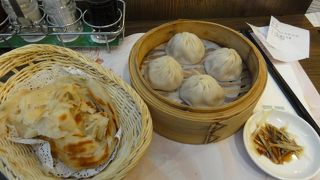 小籠包食べて帰国。