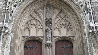 神秘の子羊～フランドル美術の最高傑作～