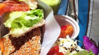 osaka cafe ☆ごまパンランチ　モグモグ☆