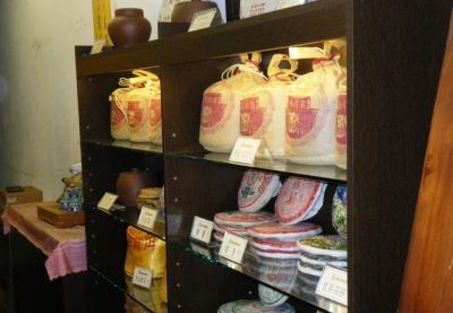 年代モノのプーアール茶