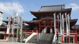 伏見から歩いて１５分ほど