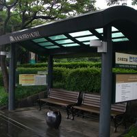 空港リムジンのバス停