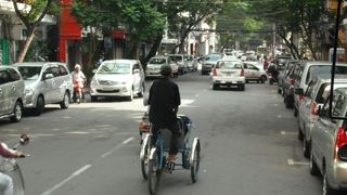 ベトナムでシクロ