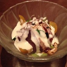 漬けカツオのサラダ