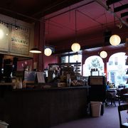 ヘイトアシュベリーのカフェ