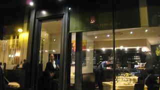 岡村隆史そっくり店員のいる本格フレンチが味わえるお店