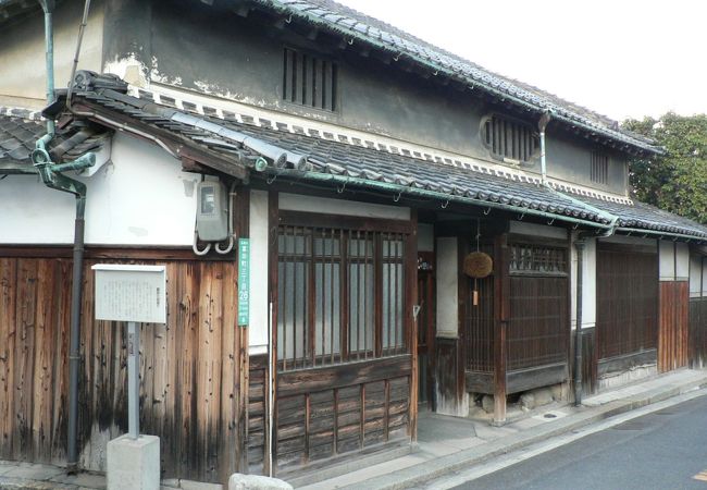 摂津一の酒造の町だった富田町酒蔵の街並みまで阪急電鉄京都本線富田駅から徒歩約１０分