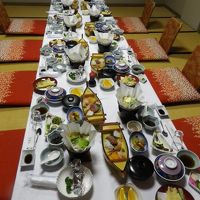 ホテルの宴会場で