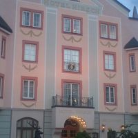 レストラン側の外観です。正面よりこっちのほうがカワイイ♪