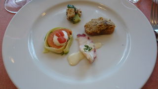 千駄木駅そばの老舗イタリアン