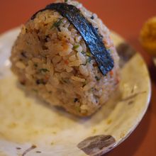 沖縄の炊き込みご飯、じゅーしー