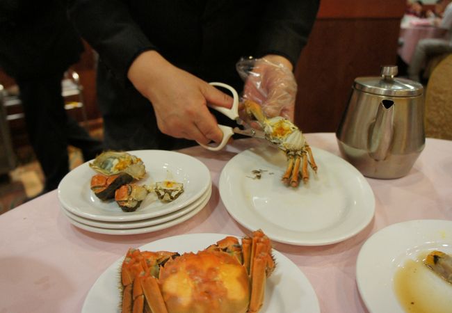 上海蟹のコース料理があります