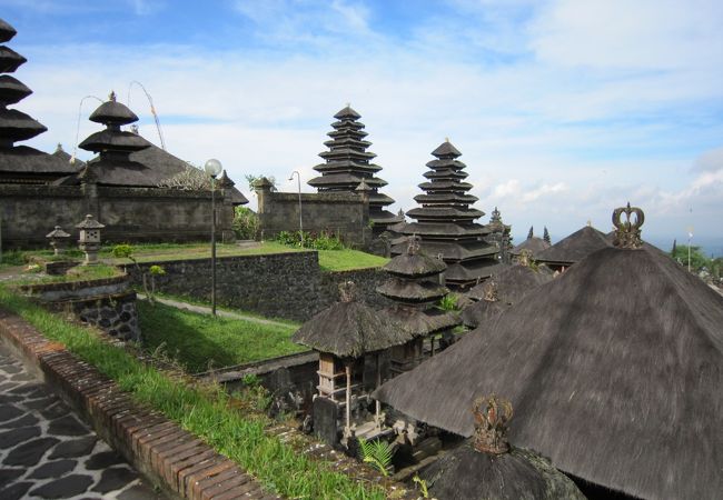 ブサキ寺院