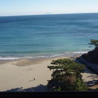 ホテル目の前は海