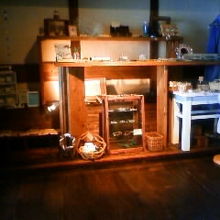 民芸品を売っています