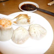 海老が上にのっているのとてもおいしかったです