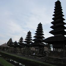 メルの配列が見事です