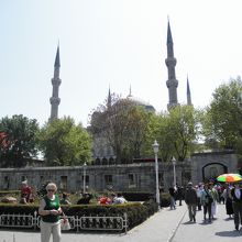 とても広い敷地です