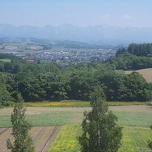 十勝岳連峰の雄大な眺め