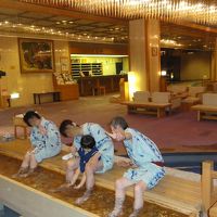 足湯はタオルも用意されていました。