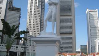 川沿いのお散歩がてら