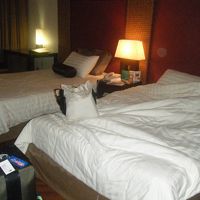 散らかっててごめんない。お部屋です