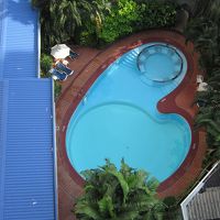 プール（上から見た）