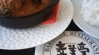 札幌テレビ塔でぜひ食べたいスープカレー「ニュー三幸」