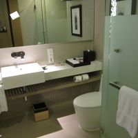 シャワールーム、トイレ