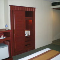 ロッカーの中に新しいセーフティボックス