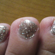 汚い写真でごめんなさい。でもシールはキラキラ素敵です！