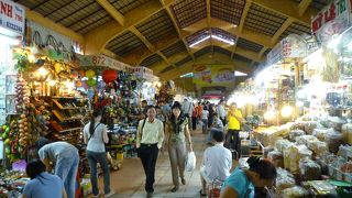 色んなものを売っていて楽しいです