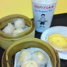 セキュリティーエリア内のレストラン(と言うかフードコートかな