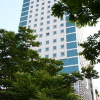 釜山駅のすぐ隣に位置しています。