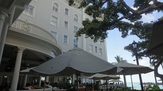 海をみながらの朝食