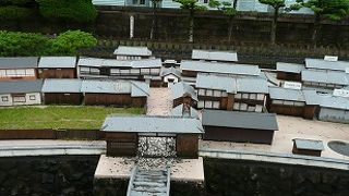 現代に甦った出島を見学。