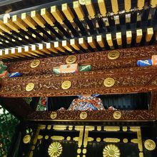 壮麗にして豪華