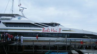 揺れます・・・