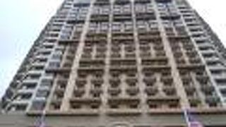 ホテル エクアトリアル メラカ