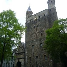 聖母マリア教会